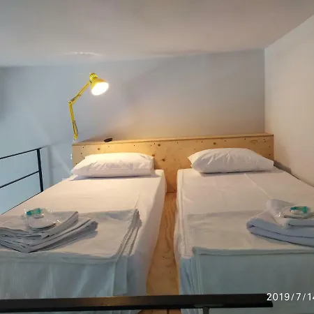 Thess Georgiou Katechaki 13 * 塞萨洛尼基